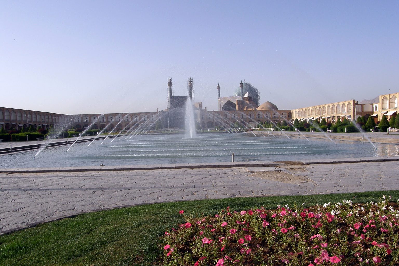 İsfahan Nıfs- ı Cihan... Gerçekten öyleymiş hatta fazlası bile