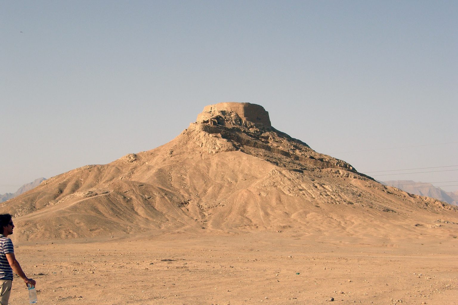 Suskunluk kuleleri, Yazd