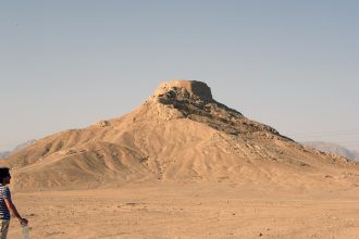 Suskunluk kuleleri, Yazd