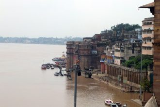 Varanasi sokaklarında