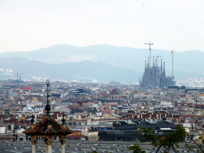 Montjuik tüm Barselona'yı görmenize imkan veriyor