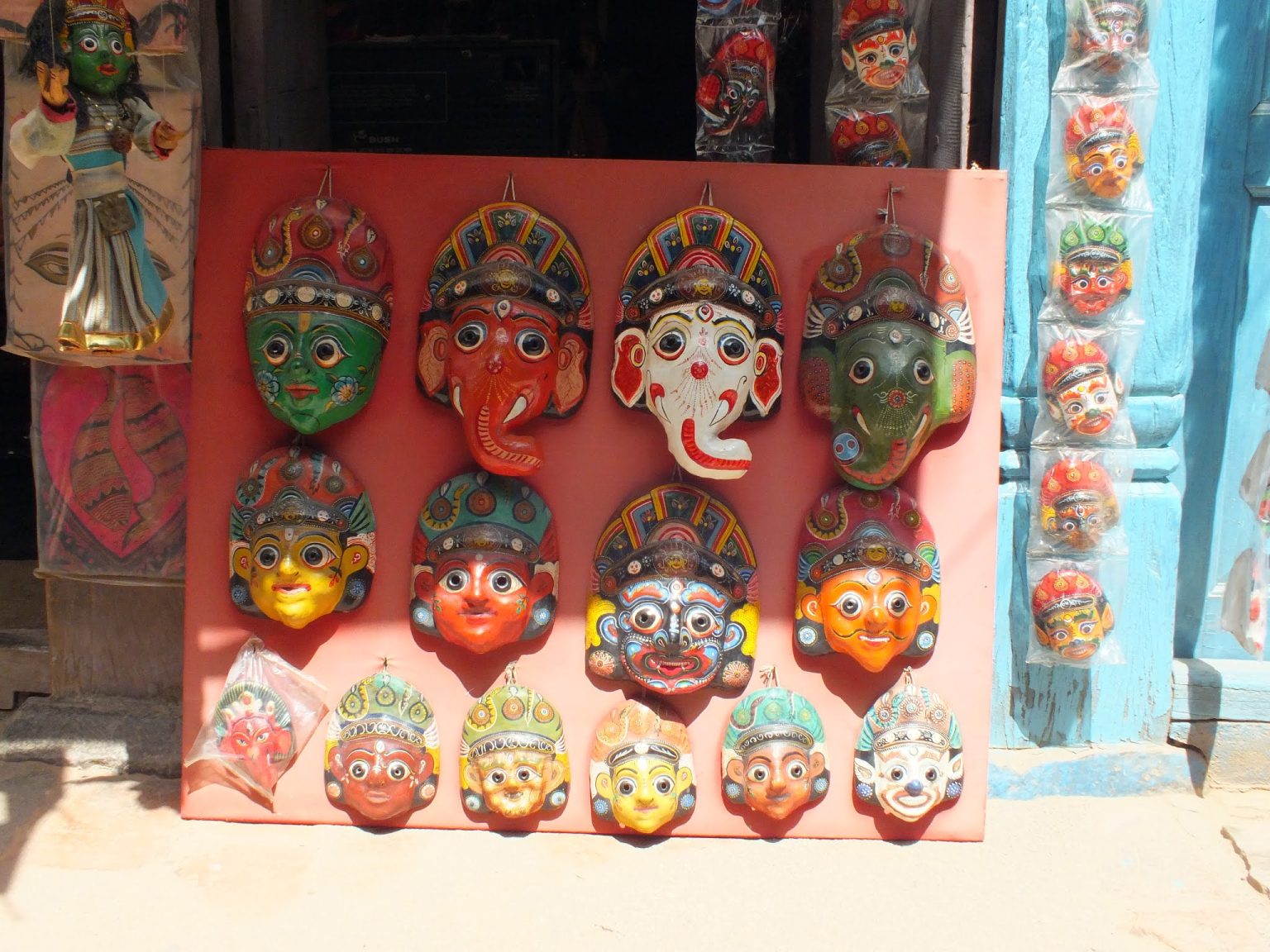 Nepal'in maskları her yerde