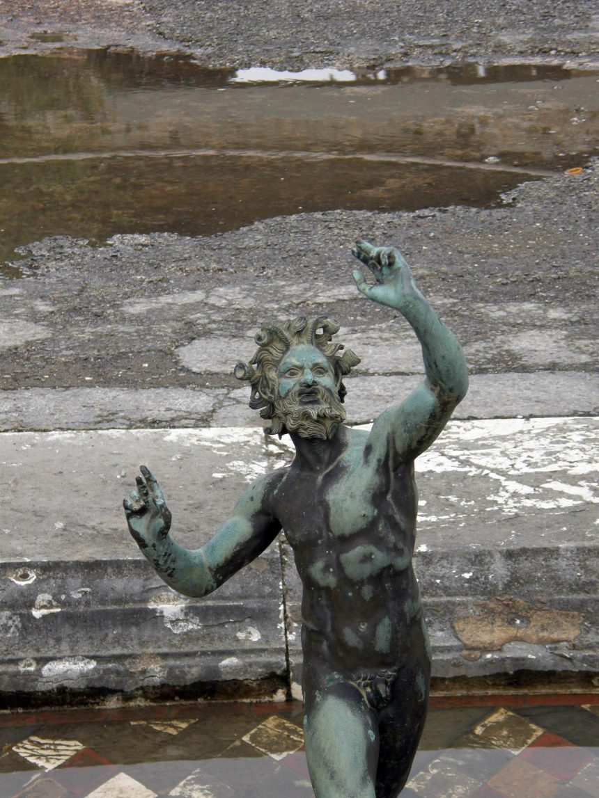 Pompei Antik Kenti, lavlardan arındırılmış haliyle misafirlerini bekliyor
