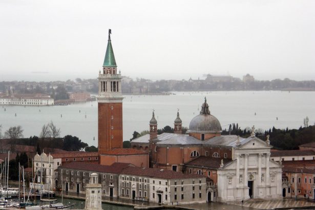 Adaların üzerindeki kent, Venedik