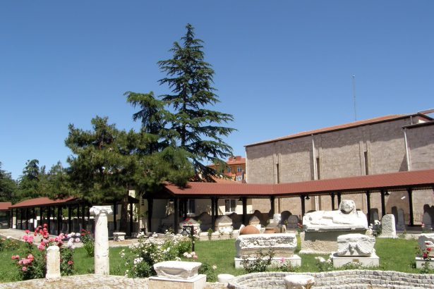 Isparta Arkeoloji Müzesi