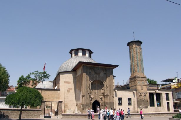 Konya Selçuklu izlerinin en belirgin olduğu şehir