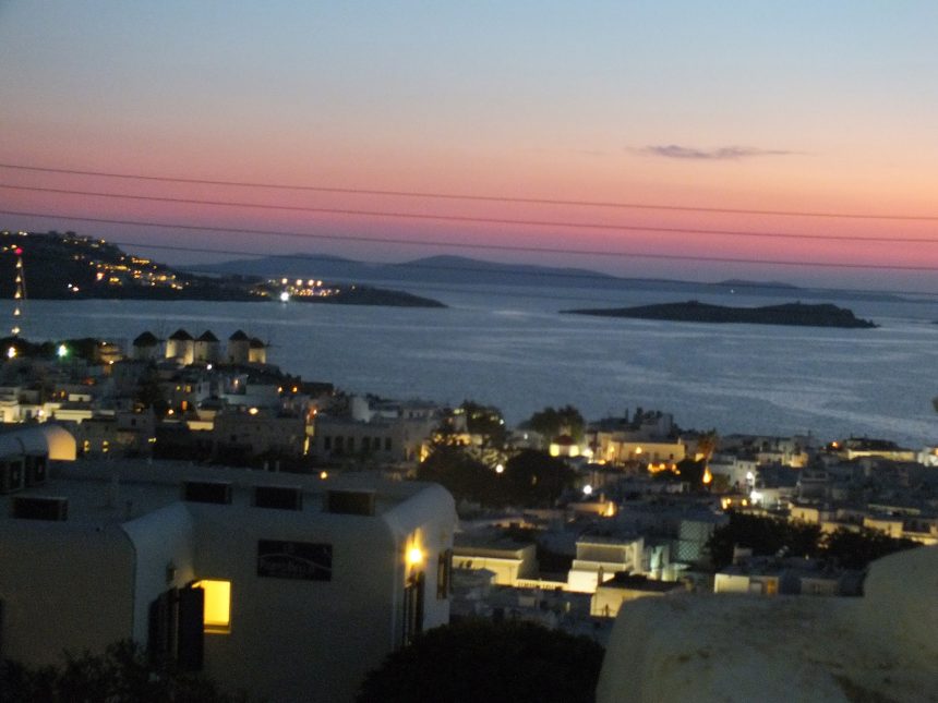 Mikonos'ta gün batımı