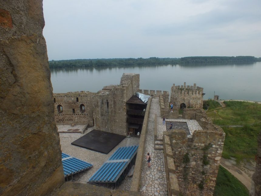 Semendire Kalesi, Sırbistan