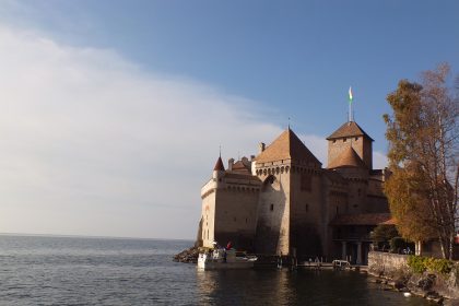 Chillon Kalesi muhteşem bir konumda, İsviçre