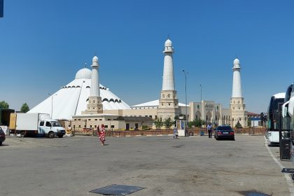 Çimkent Merkez Camii, Kazakistan