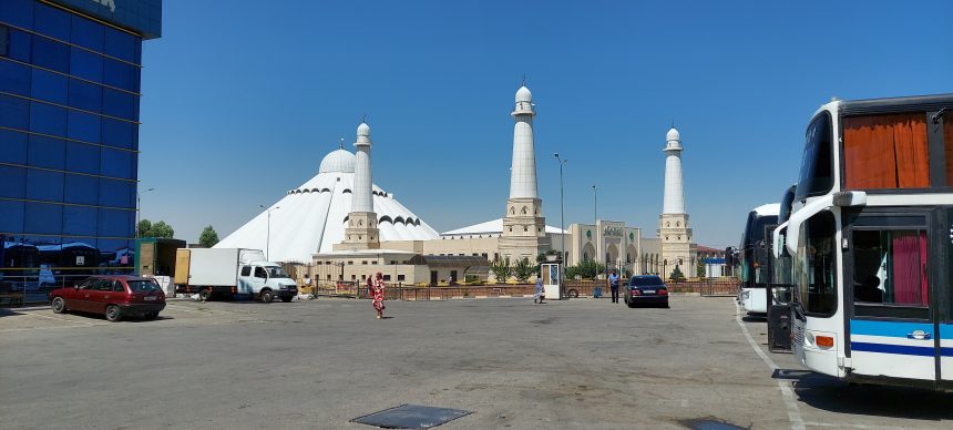 Çimkent Merkez Camii, Kazakistan